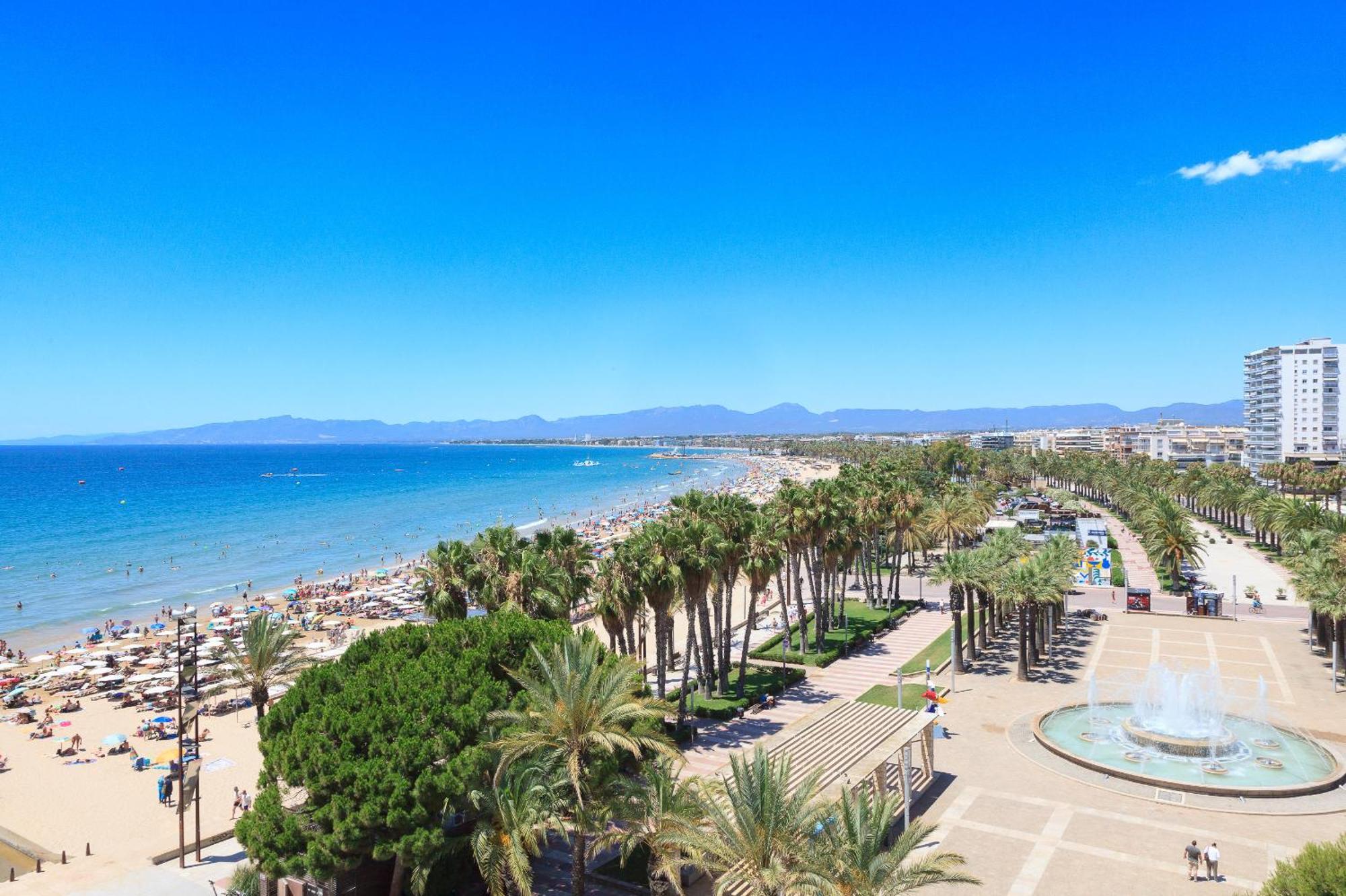 Uhc Santillana Family Complex Salou Quarto foto